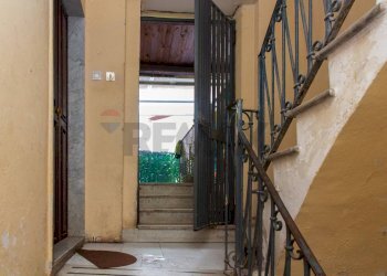 Scale - Trilocale Via Marchese Di Casalotto
 
49, Catania - foto 24