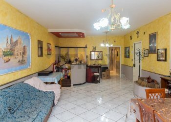 Sala da pranzo - Appartamento via Lenin
 
184, Misterbianco - foto 10