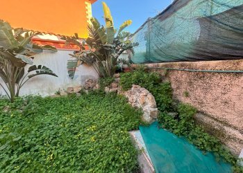 Giardino - Casa semi indipendente VILLAGGIO DELFINO
 
snc, Carlentini - foto 3