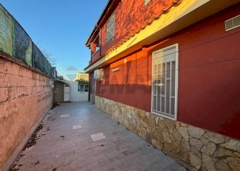 Edificio all\'aperto - Casa semi indipendente VILLAGGIO DELFINO
 
snc, Carlentini - foto 5