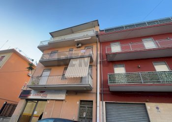 Edificio all\'aperto - Trilocale Via Nino Martoglio
 
31, Lentini - foto 2