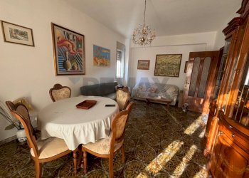 Sala da pranzo - Trilocale Via Nino Martoglio
 
31, Lentini - foto 13