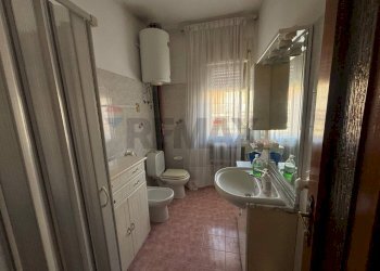 Bagno - Trilocale Via Nino Martoglio
 
31, Lentini - foto 27