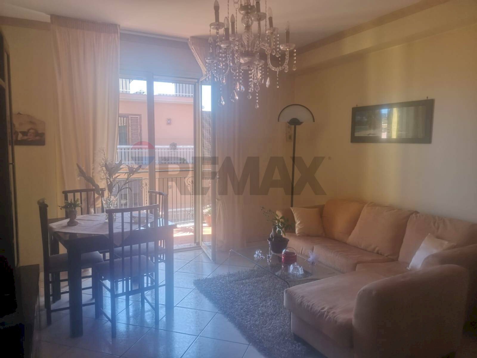 Sala da pranzo - Quadrilocale Via Sant'Antonio Abate
 
64, Misterbianco - foto 2