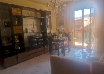 Sala da pranzo - Quadrilocale Via Sant'Antonio Abate
 
64, Misterbianco - foto 1