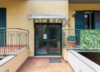 Edificio all\'aperto - Quadrilocale Via Sant'Antonio Abate
 
64, Misterbianco - foto 1