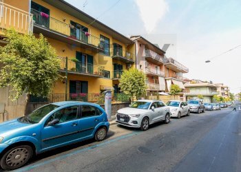 Edificio all\'aperto - Quadrilocale Via Sant'Antonio Abate
 
64, Misterbianco - foto 4