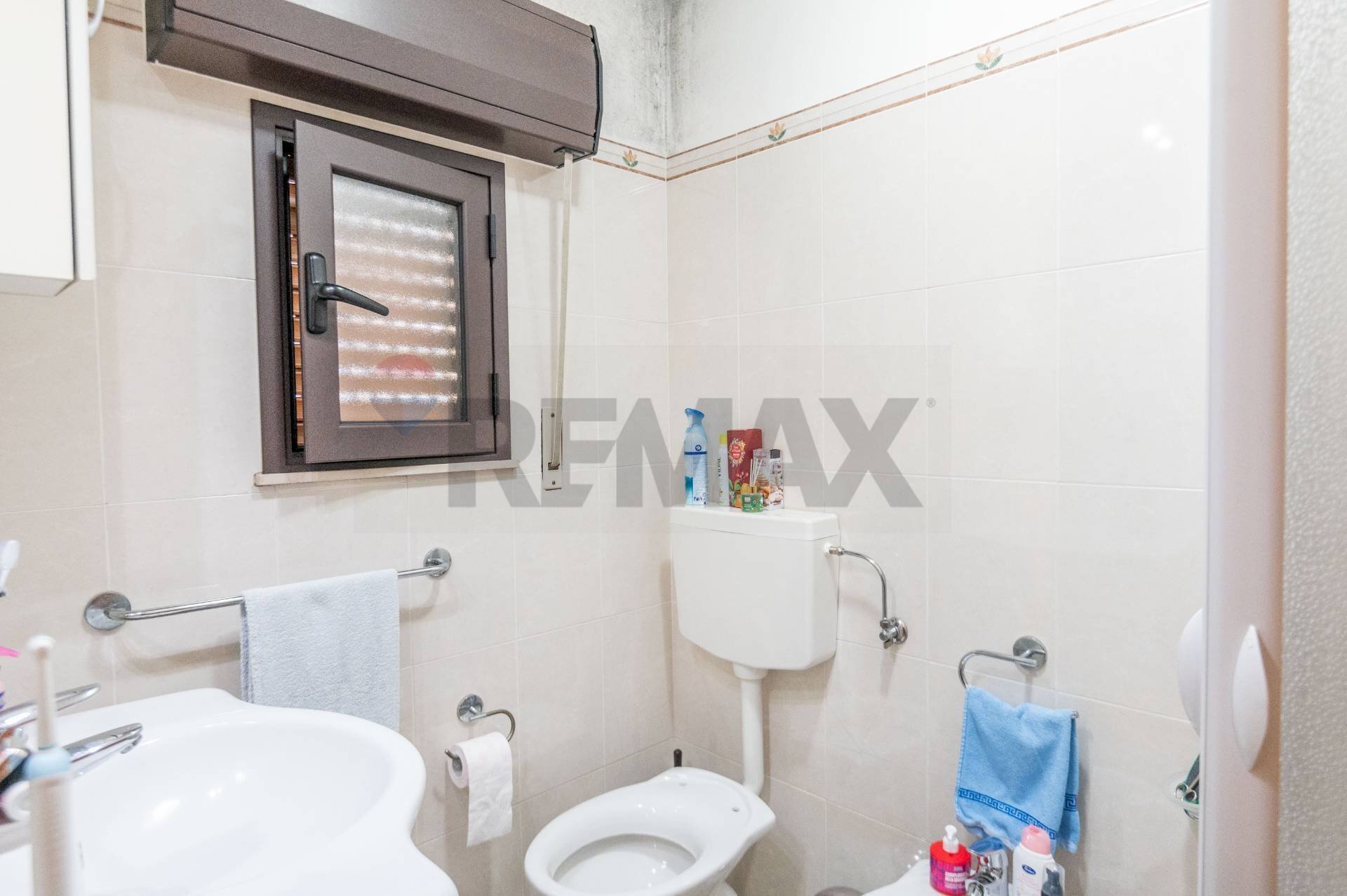 Bagno - Casa indipendente Via Gela
 
4, Caltagirone - foto 2