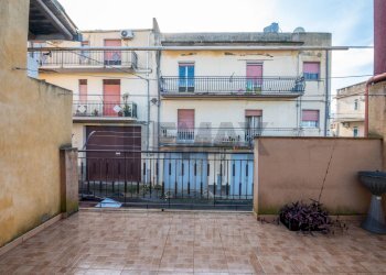 Balcone - Casa indipendente Via Gela
 
4, Caltagirone - foto 21