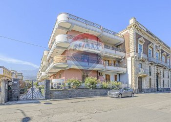 Edificio all\'aperto - Residence Via Spiaggia
 
339, Mascali - foto 1