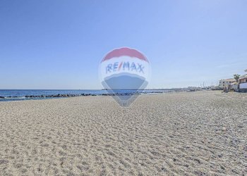 Vista dell\'acqua - Residence Via Spiaggia
 
339, Mascali - foto 4