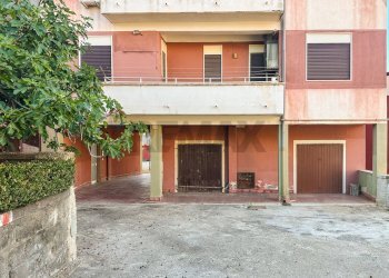 Edificio all\'aperto - Quadrilocale Via Panoramica
 
2, Augusta - foto 3