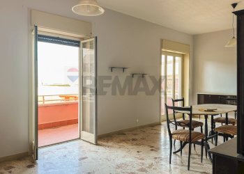 Sala da pranzo - Quadrilocale Via Panoramica
 
2, Augusta - foto 4