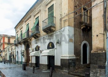 Edificio all\'aperto - Casa indipendente Via Vittorio Emanuele III
 
29, Paterno - foto 7