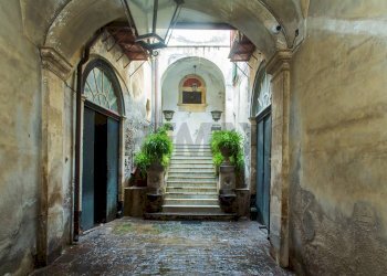 Ricezione / Lobby - Casa indipendente Via Vittorio Emanuele III
 
29, Paterno - foto 9