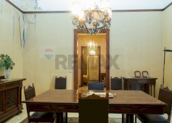 Sala da pranzo - Casa indipendente Via Vittorio Emanuele III
 
29, Paterno - foto 27