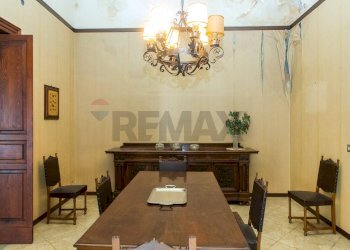Sala da pranzo - Casa indipendente Via Vittorio Emanuele III
 
29, Paterno - foto 29