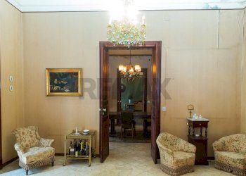 Soggiorno - Casa indipendente Via Vittorio Emanuele III
 
29, Paterno - foto 32