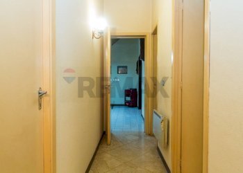 Hall / corridoio - Casa indipendente Via Vittorio Emanuele III
 
29, Paterno - foto 49