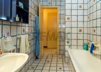 Bagno - Casa indipendente Via Vittorio Emanuele III
 
29, Paterno - foto 54