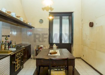 Cucina - Casa indipendente Via Vittorio Emanuele III
 
29, Paterno - foto 58