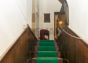 Scale - Casa indipendente Via Vittorio Emanuele III
 
29, Paterno - foto 63