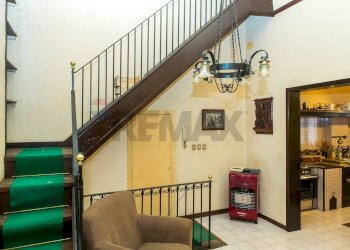 Scale - Casa indipendente Via Vittorio Emanuele III
 
29, Paterno - foto 64