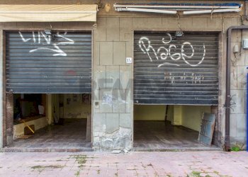 Edificio all\'aperto - Locale Commerciale Via Eleonora D'angiò
 
57, Catania - foto 1