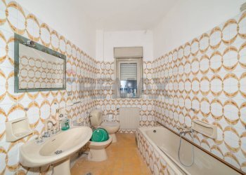 Bagno - Appartamento Via Giuseppe Garibaldi
 
245, Misterbianco - foto 23