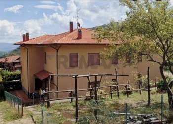 Casa all\'aperto - Appartamento Via Cameronci
26, Montemignaio - foto 1