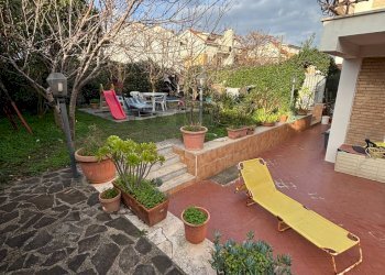 Terrazza - Quadrilocale Via Ulisse
 
30, Ardea - foto 4