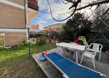 Terrazza - Quadrilocale Via Ulisse
 
30, Ardea - foto 9