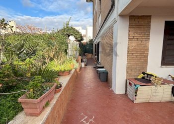 Terrazza - Quadrilocale Via Ulisse
 
30, Ardea - foto 11