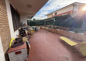 Terrazza - Quadrilocale Via Ulisse
 
30, Ardea - foto 12