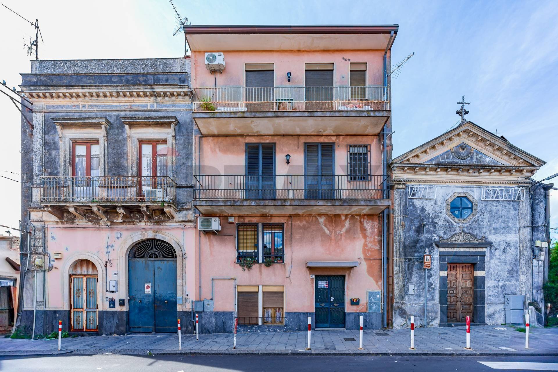 Edificio all\'aperto - Quadrilocale Via Etnea
 
407, Gravina di Catania - foto 2
