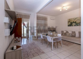 Sala da pranzo - Quadrilocale Via Etnea
 
407, Gravina di Catania - foto 4