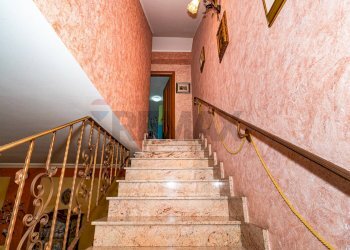 Scale - Villa a Schiera via San Biagio
 
20, Mascali - foto 17