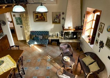 Soggiorno - Independent house Via romissa
 
Z7, Savoca - photo 10