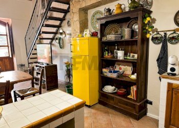 Sala da pranzo - Independent house Via romissa
 
Z7, Savoca - photo 36