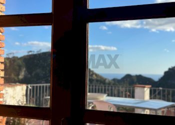 Edificio all\'aperto - Independent house Via romissa
 
Z7, Savoca - photo 59