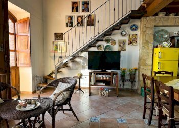 Scale - Independent house Via romissa
 
Z7, Savoca - photo 63