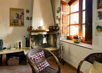 Soggiorno - Independent house Via romissa
 
Z7, Savoca - photo 69