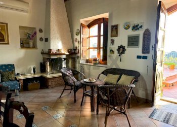 Soggiorno - Independent house Via romissa
 
Z7, Savoca - photo 71