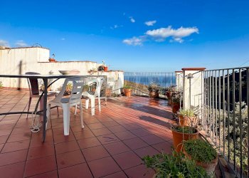 Terrazza - Independent house Via romissa
 
Z7, Savoca - photo 82