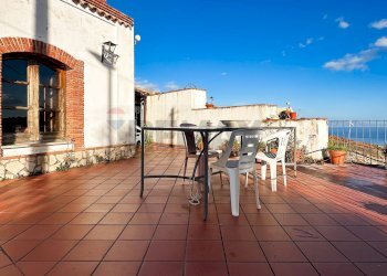 Terrazza - Independent house Via romissa
 
Z7, Savoca - photo 83