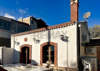 Casa all\'aperto - Independent house Via romissa
 
Z7, Savoca - photo 88