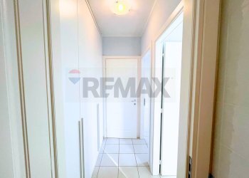 Hall / corridoio - Trilocale Rio - foto 10