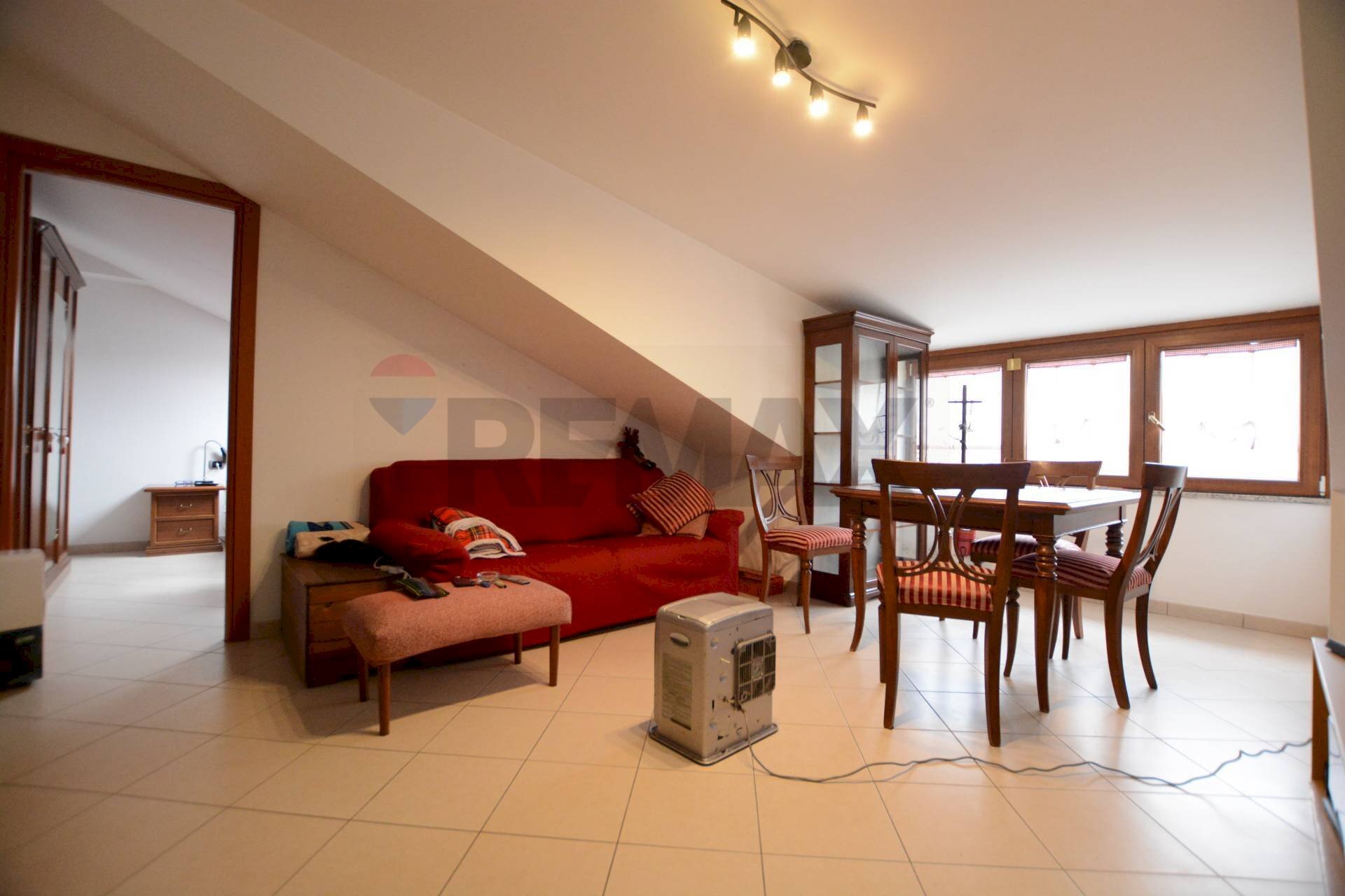 Sala da pranzo - Attico Goffredo Mameli
 
26, Millesimo - foto 2