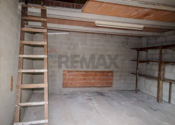 Box auto con soppalco - Semi-detached house Via Zilio
 
12, Tribano - photo 25