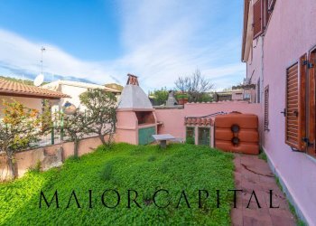 Foto 3 - Villa a Schiera Via Santa Maria
 
SNC, San Teodoro - foto 3